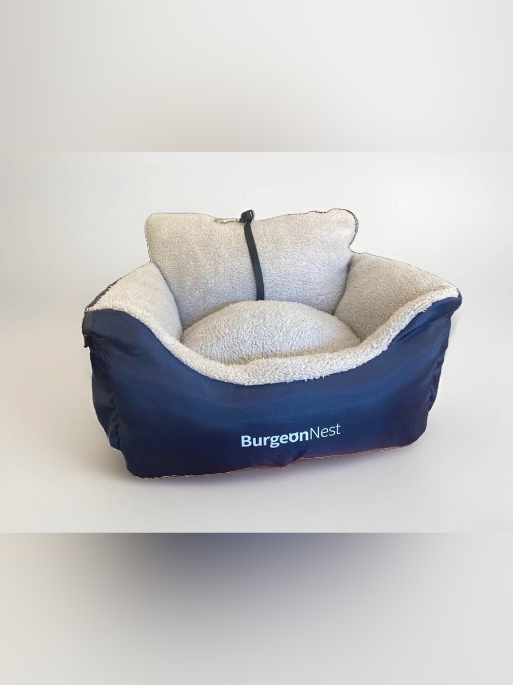 Plush Small Pet Car Seat in Navy and Cream